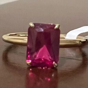 2 ct Ruby ring in 10k yellow gold Ring. NWT